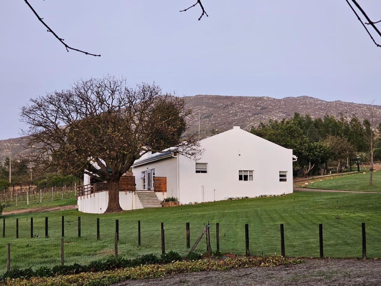 Ou Meul Farm Cottage Botrivier Eksteriør bilde
